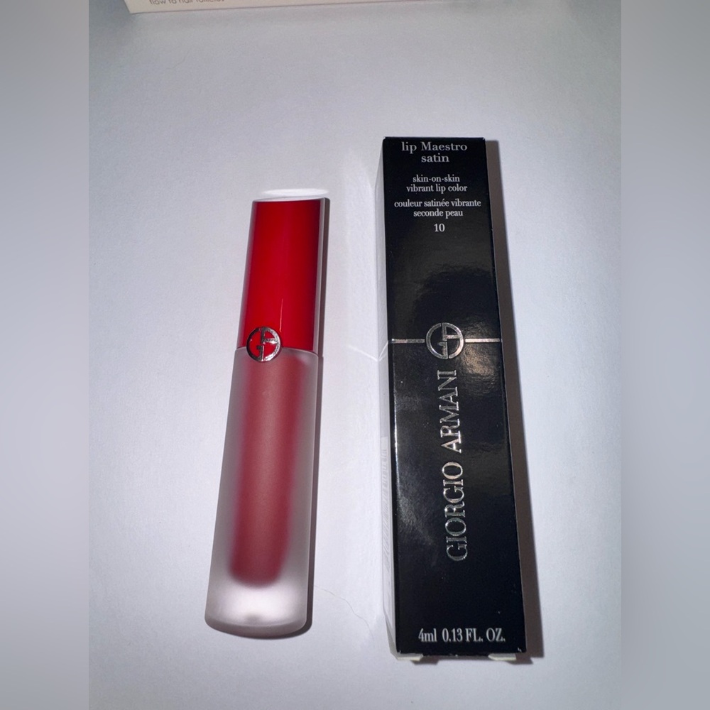 Giorgio Armani LIP MAESTRO SATIN LONG-LASTING LIPSTICK in Love 10 - Picture 8 of 10